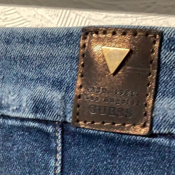 GUESS NWT - Sz 24 - invasion wash high low denim longette skirt distressed - Picture 12 of 13